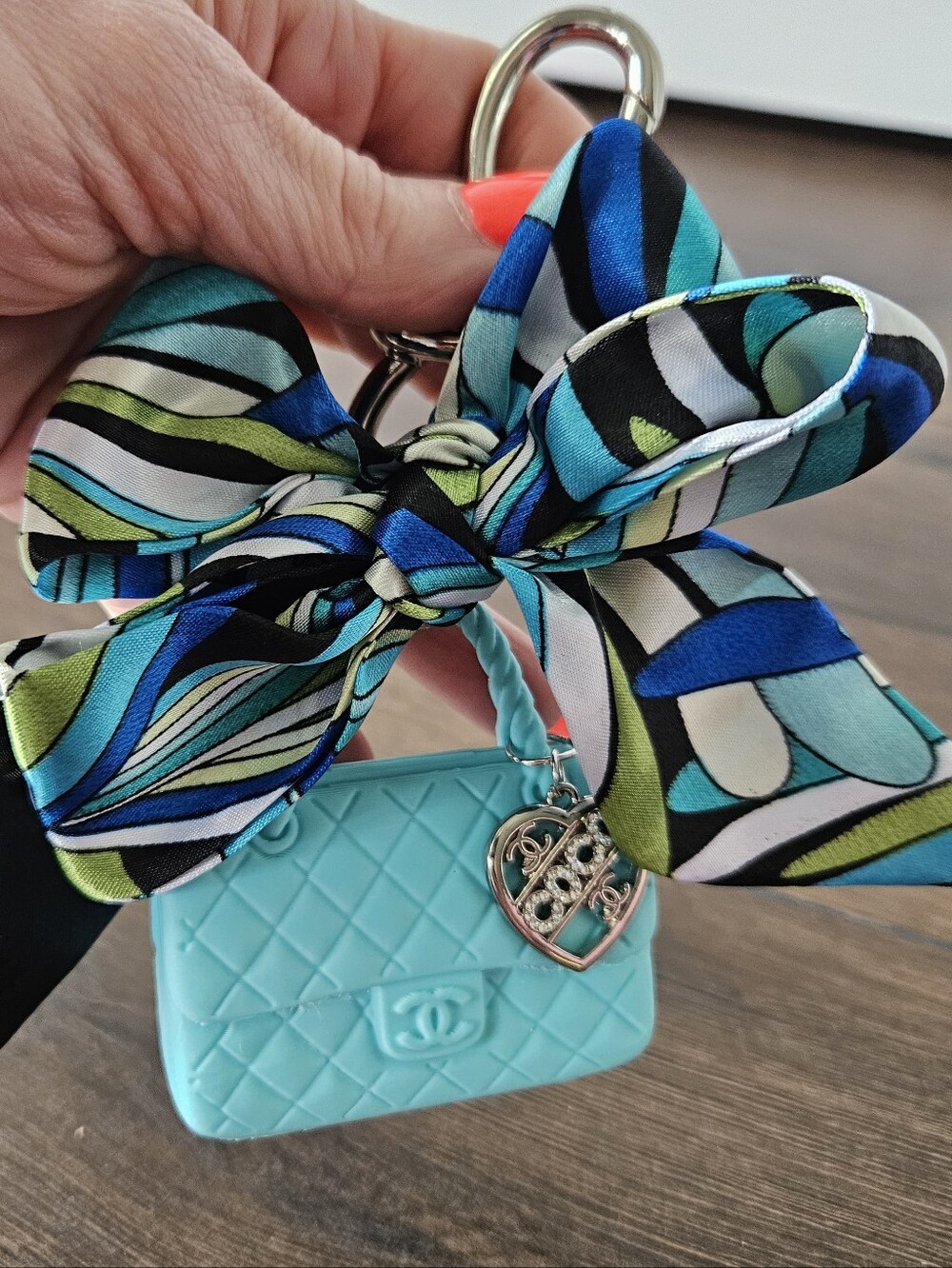 NEW 3D Blue Mini Bag Charm Twilly Scarf + Stamped Chanel Silver Heart Pull